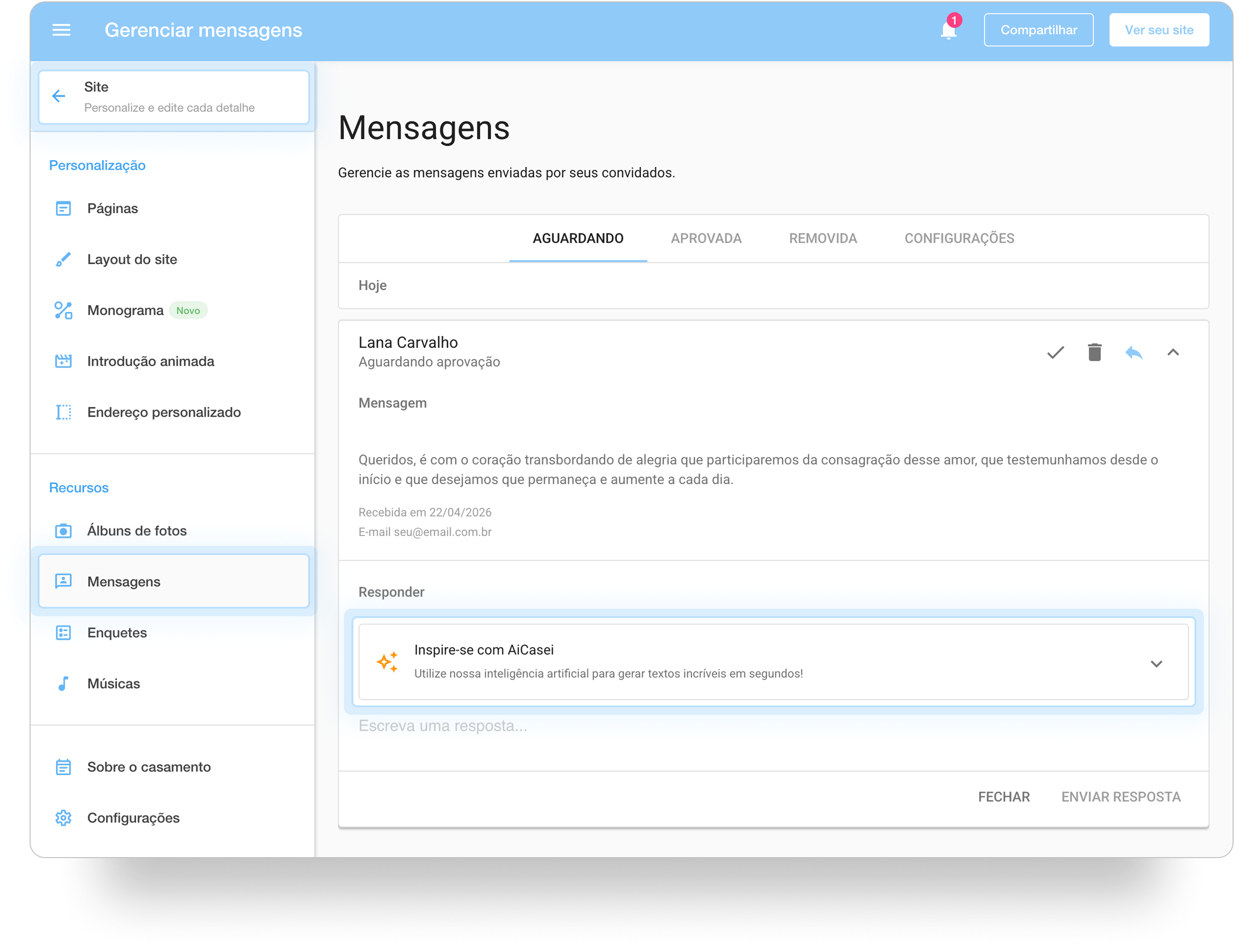 Tela Gerenciar mensagens do iCasei, com a opção Mensagens no menu lateral em destaque e a aba Aguardando selecionada, exibindo uma mensagem recebida e a seção Responder com Inspire-se com AiCasei